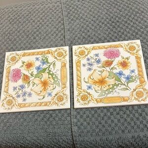 2/Avon Floral Expression Collectors Tile/Trvit